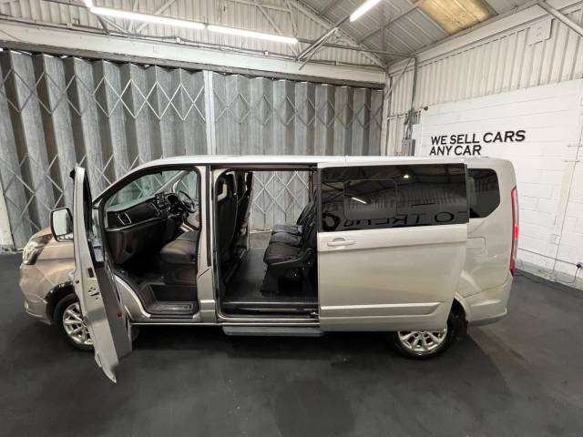 2018 Ford Tourneo Custom 2.0 EcoBlue 130ps Low Roof 8 Seater Titanium