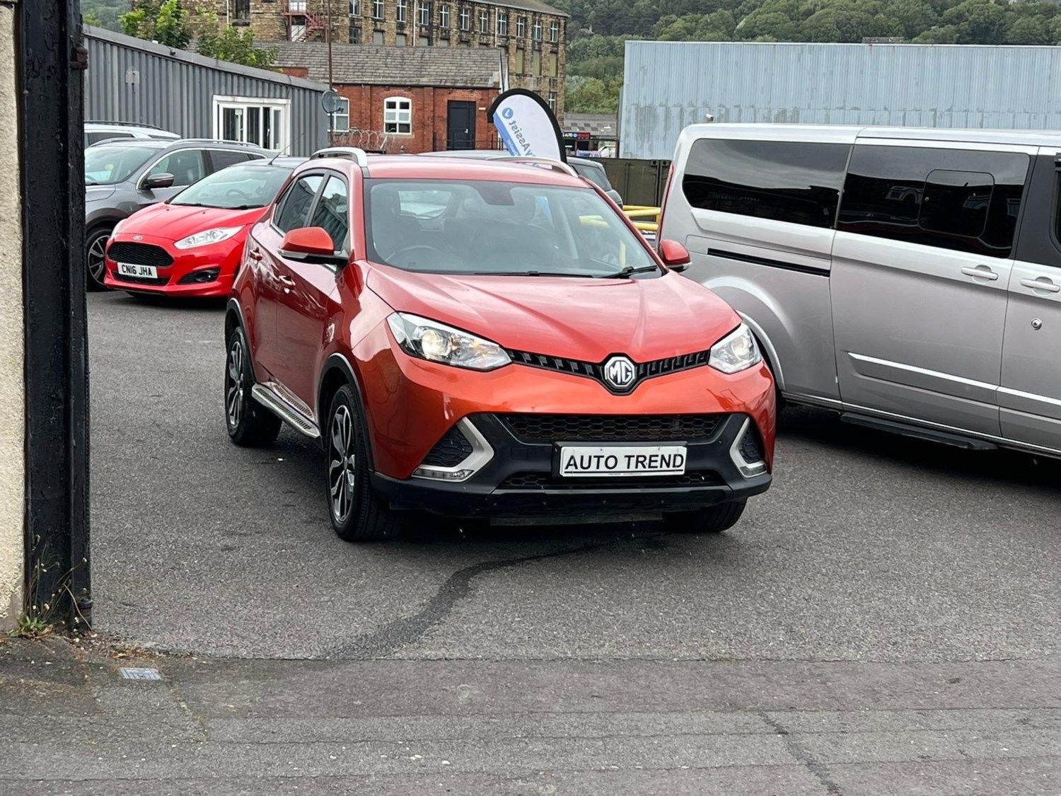 2018 MG GS