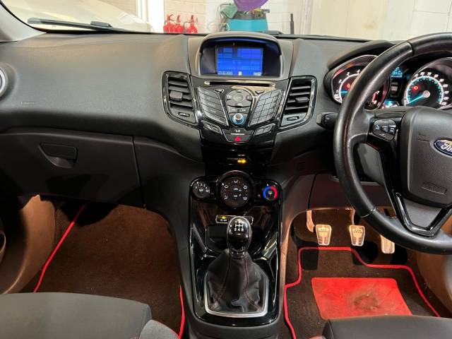 2016 Ford Fiesta 1.0 EcoBoost 140 Zetec S Red 3dr