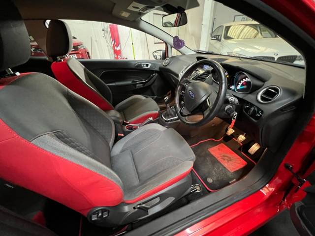 2016 Ford Fiesta 1.0 EcoBoost 140 Zetec S Red 3dr