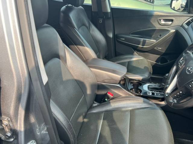 2017 Hyundai SANTA FE 2.2 CRDi Blue Drive Premium 5dr Auto [7 Seats]