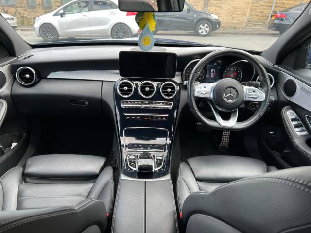 2019 Mercedes-Benz C Class 2.0 C300 AMG Line Premium 5dr 9G-Tronic