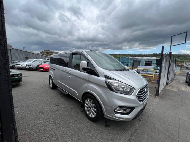 2018 Ford Tourneo Custom 2.0 EcoBlue 130ps Low Roof 8 Seater Titanium