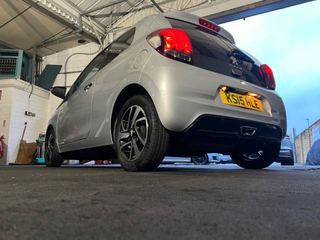 2015 Peugeot 108 1.2 VTi Feline 3dr