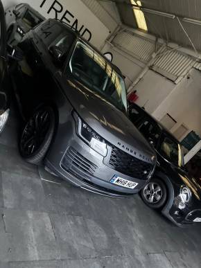 LAND ROVER RANGE ROVER at Auto trend Dewsbury