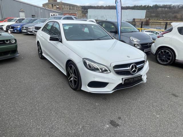 Mercedes-Benz E Class 2.1 E220 BlueTEC AMG Night Edition 4dr 7G-Tronic SALOON Diesel White