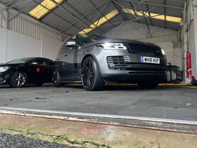 2018 Land Rover Range Rover 3.0 TDV6 Vogue 4dr Auto