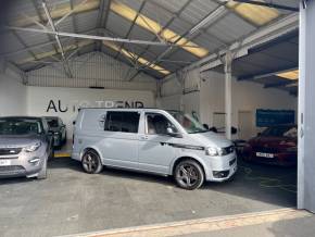 VOLKSWAGEN TRANSPORTER at Auto trend Dewsbury