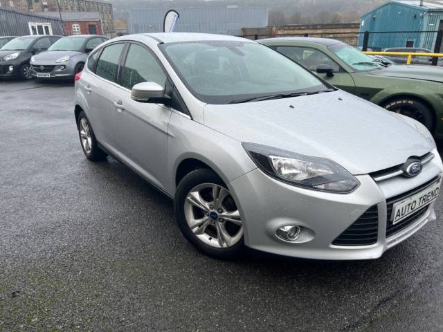 Ford Focus 1.0 EcoBoost Zetec 5dr HATCHBACK Petrol Silver