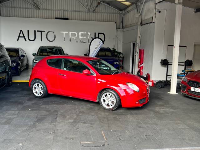 Alfa Romeo Mito 1.6 JTDM Lusso 3dr HATCHBACK Diesel Red