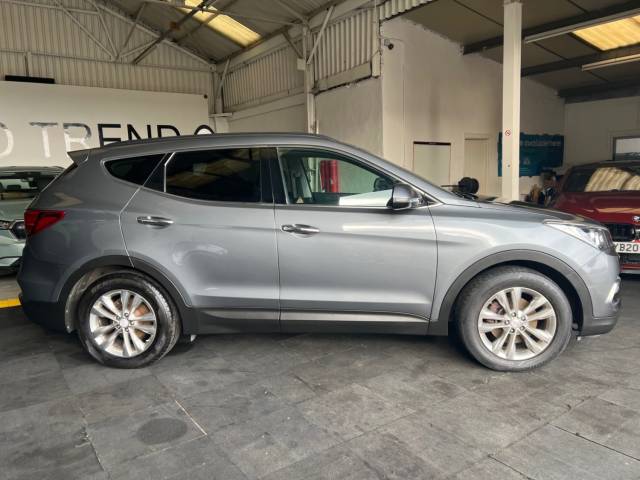 2017 Hyundai SANTA FE 2.2 CRDi Blue Drive Premium 5dr Auto [7 Seats]