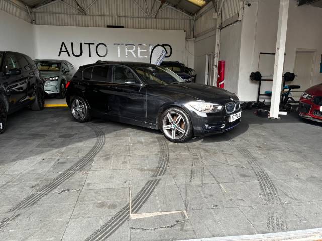 BMW 1 Series 1.5 116d Sport 5dr hatchback diesel manual HATCHBACK Diesel Black