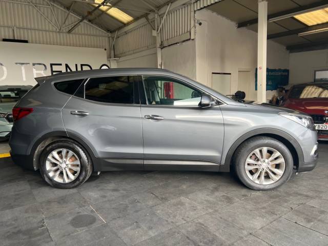 2017 Hyundai SANTA FE 2.2 CRDi Blue Drive Premium 5dr Auto [7 Seats]