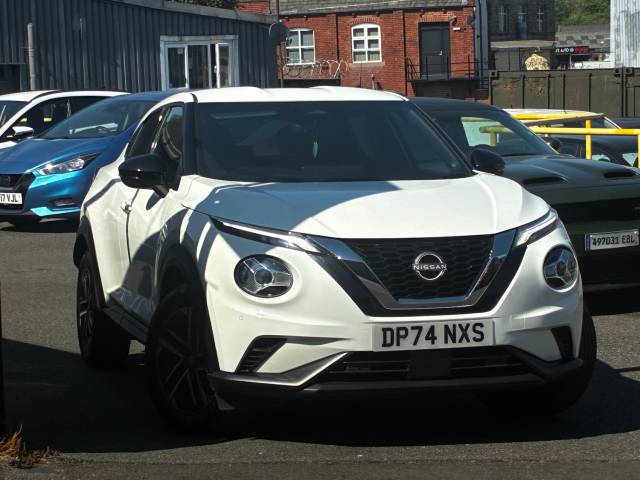 Nissan Juke 1.0 DiG-T N-Connecta 5dr HATCHBACK Petrol White