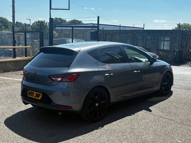 2016 SEAT Leon 2.0 TSI Cupra Black 290 5dr DSG
