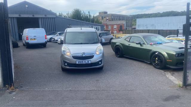 2015 Vauxhall Combo 2000 1.3 CDTI 16V eFLEX H1 Sportive Van Start Stop