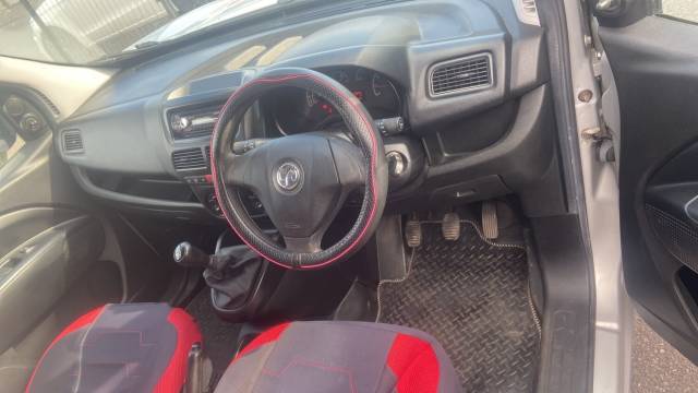 2015 Vauxhall Combo 2000 1.3 CDTI 16V eFLEX H1 Sportive Van Start Stop